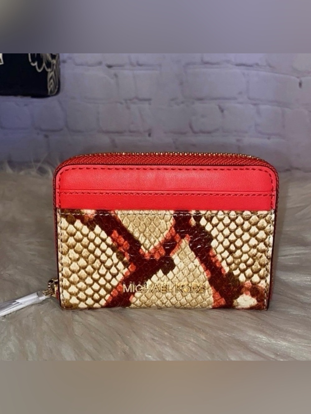 Michael Kors SURI Small Bucket Xbody/JET SET TRAVEL Medium ZA Card Case Wallet - Picture 6 of 8